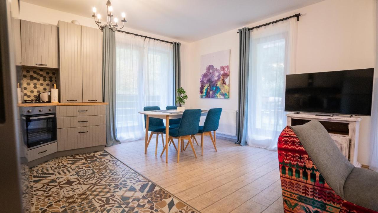 Family Treez Premium Apartments بويانا براسوف المظهر الخارجي الصورة